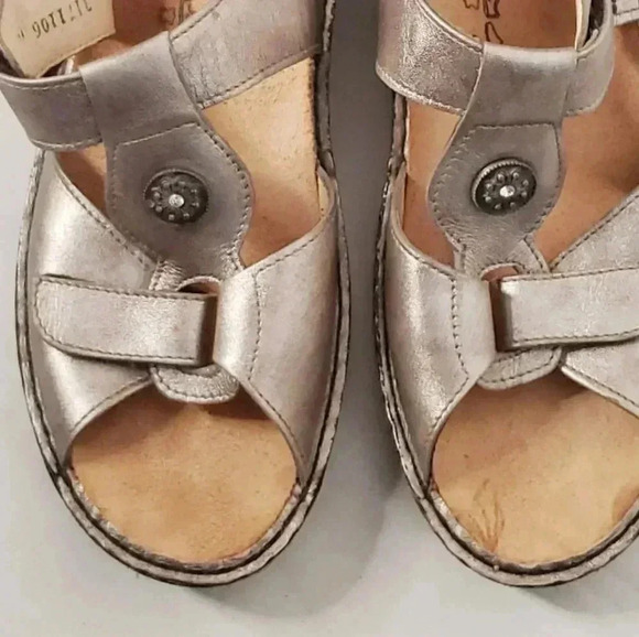 Finn comfort Silver Strap Platform Wedge  Open Toe Shoe Sz 8/8.5US (5.5 … - Picture 11 of 11